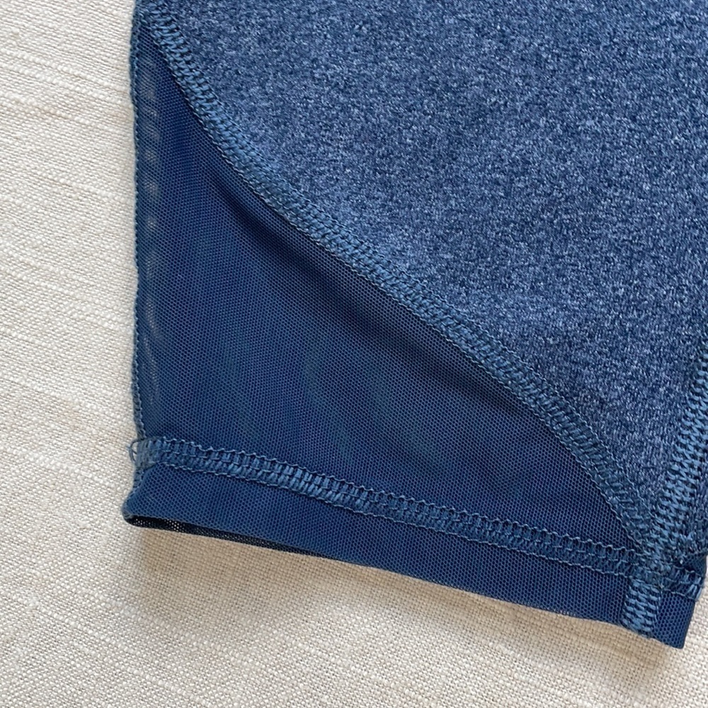 ROXY brand heathered navy cropped yoga/athletic leggings with mesh cutou… - Picture 3 of 12